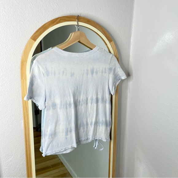 Aerie blue tie dye cropped keyhole tie front top - Picture 4 of 6